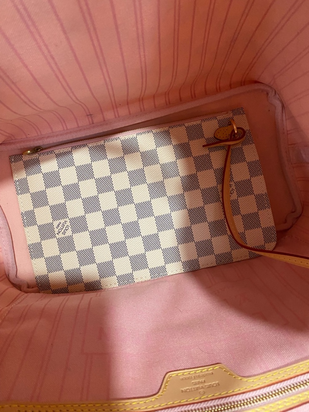 Cream Checkered Tote Bag with Tan Trim MM - Picture 9 of 10